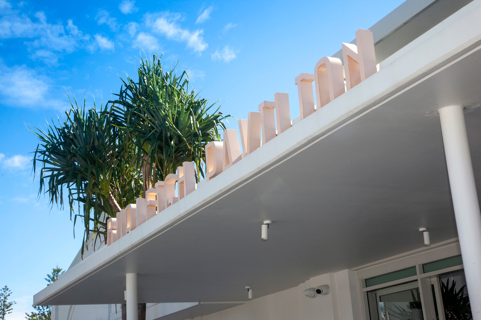 Property: 10/1899-1901 Gold Coast Highway, Burleigh Heads, QLD, 4220 photo-1
