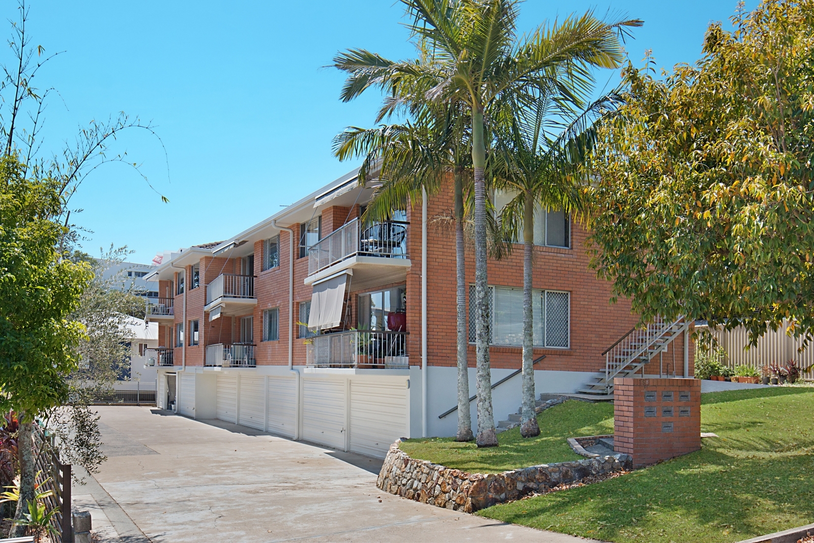 Rental: 4/15 Tweed Street, Coolangatta, QLD, 4225 photo-19