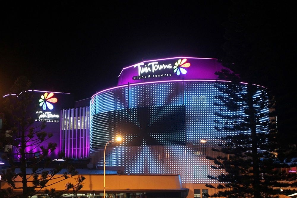 Rental: 4/15 Tweed Street, Coolangatta, QLD, 4225 photo-8