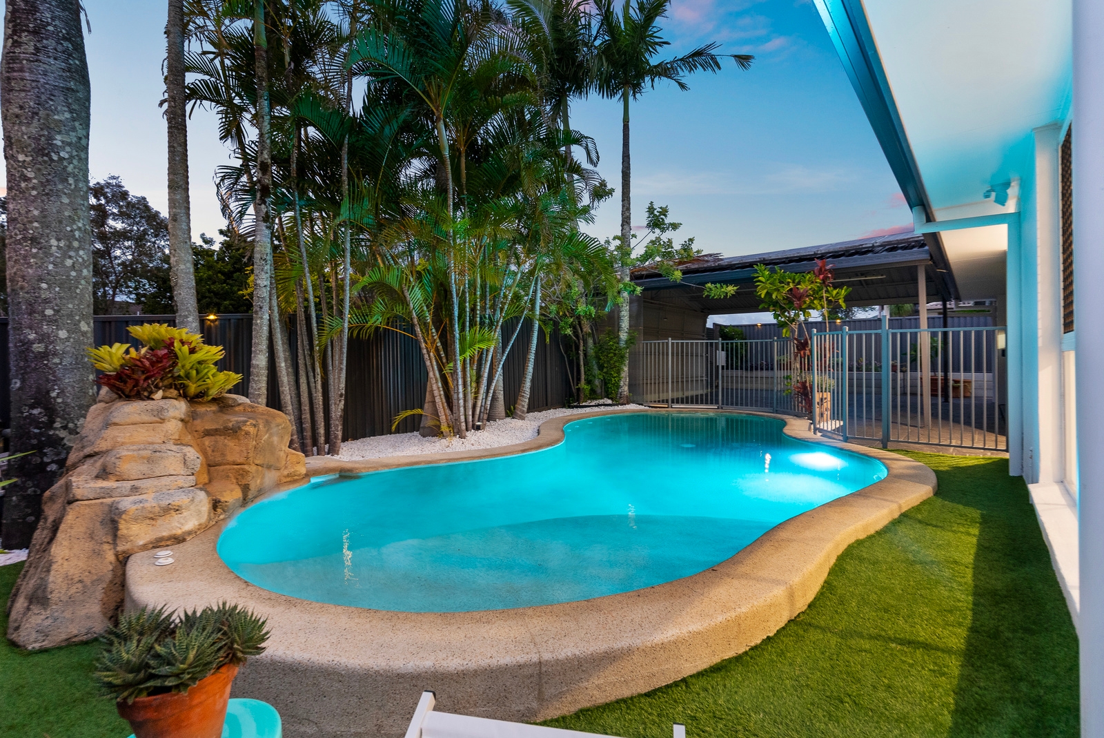 Property: 61 Angelica Street, Elanora, QLD, 4221 photo-29