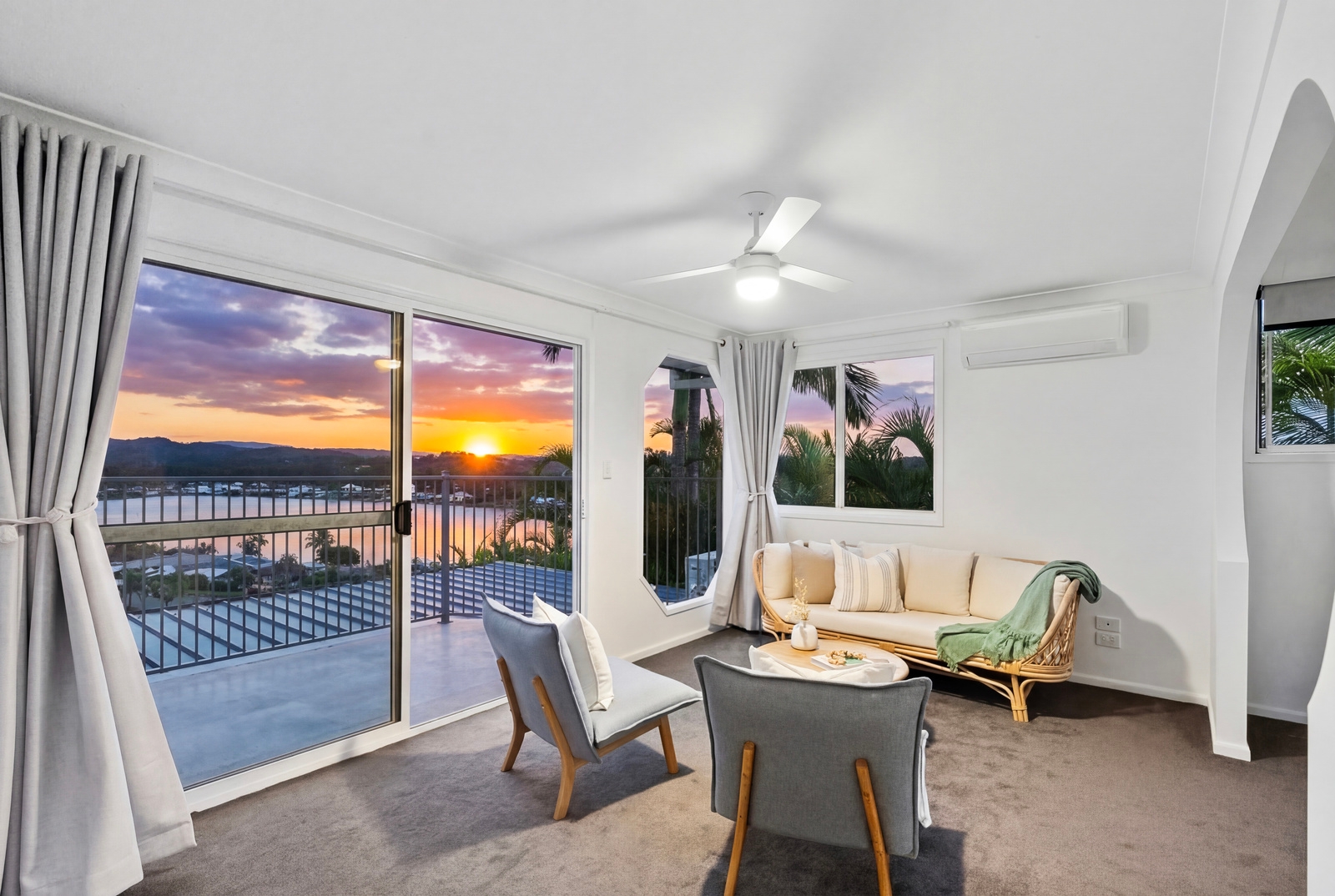 Property: 61 Angelica Street, Elanora, QLD, 4221 photo-12