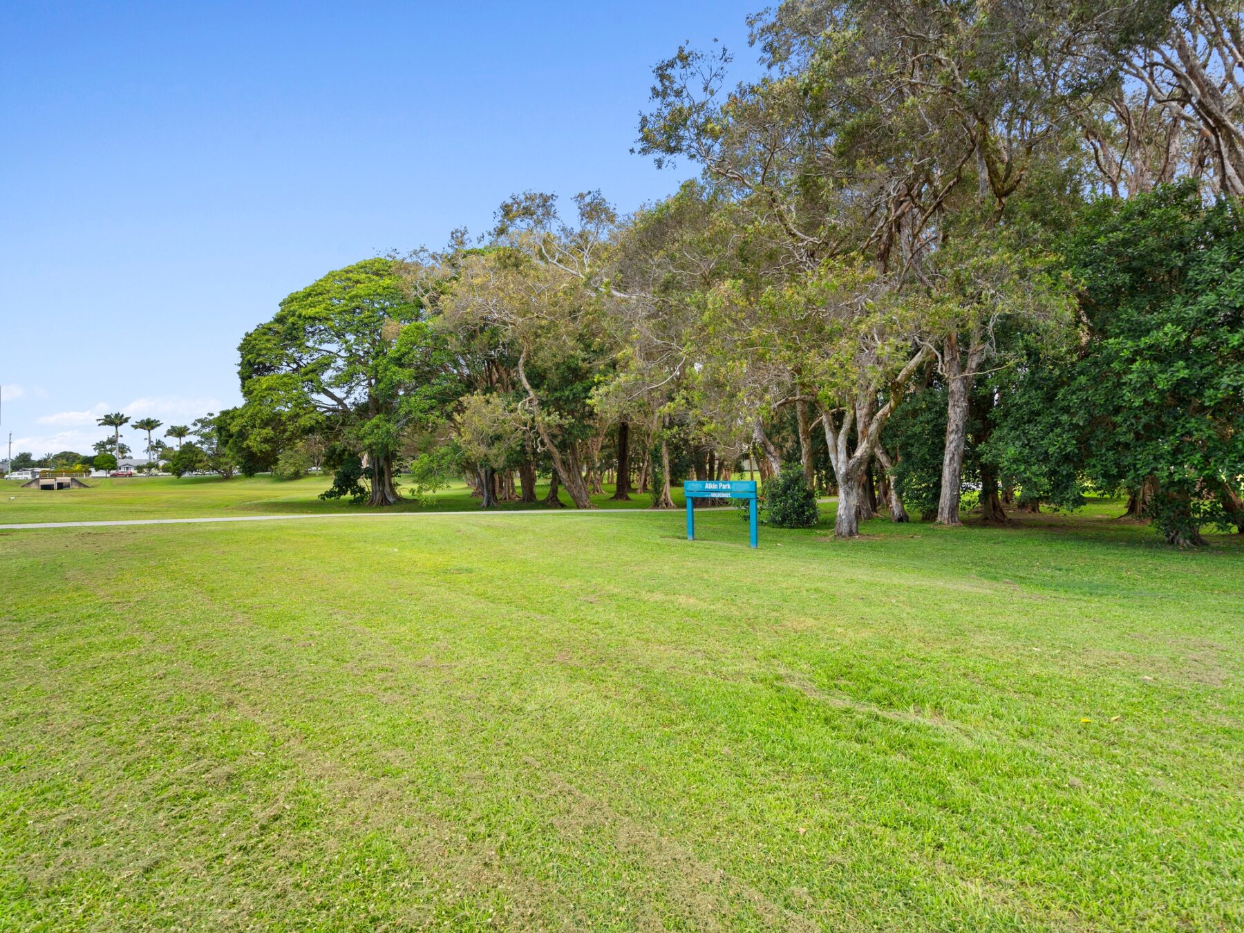 Rental: 4/482 Coolangatta Road, Tugun, QLD, 4224 photo-3