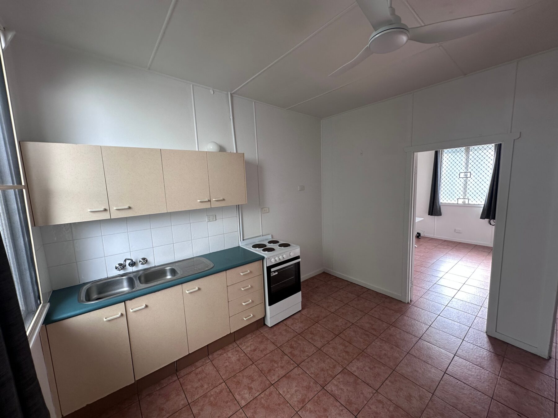 Rental: 2/15 Ninth Avenue, Palm Beach, QLD, 4221 photo-15