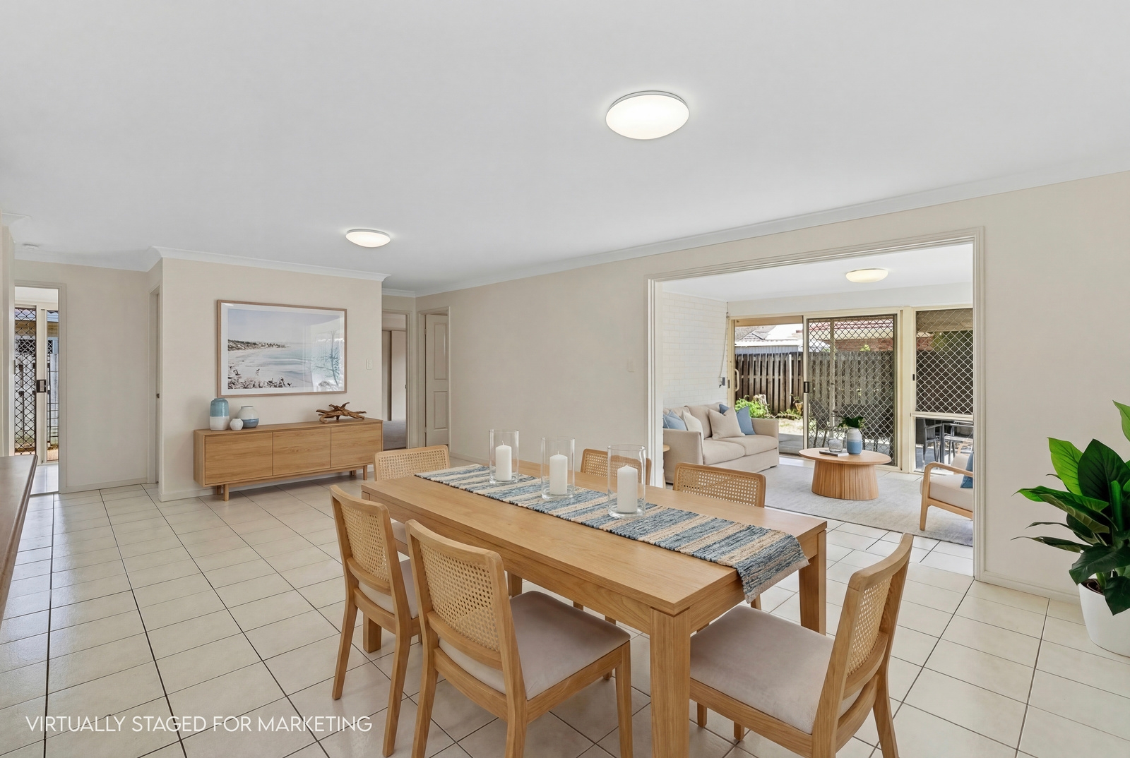 Property: 10 Hydrilla Court, Elanora, QLD, 4221 photo-16
