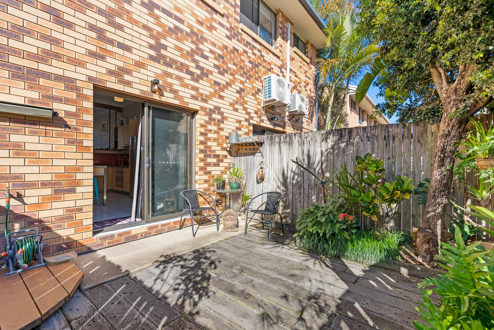 Rental: 2/25 Fifteenth Avenue, Palm Beach, QLD, 4221 photo-1