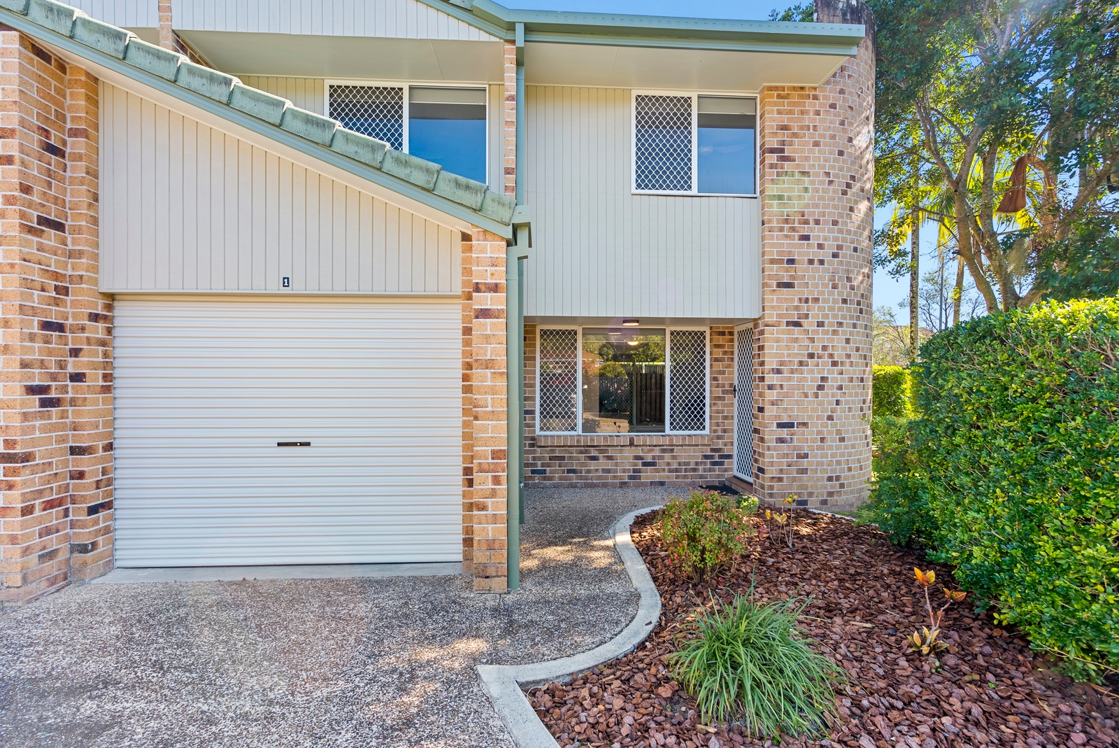 Property: 1/11 Cupania Place, Elanora, QLD, 4221 photo-3