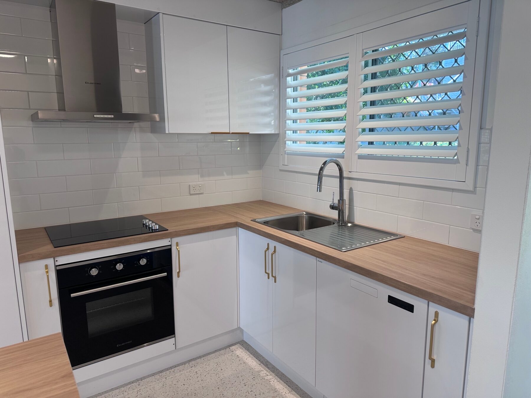 Rental: 2/15 Tweed Street, Coolangatta, QLD, 4225 photo-14