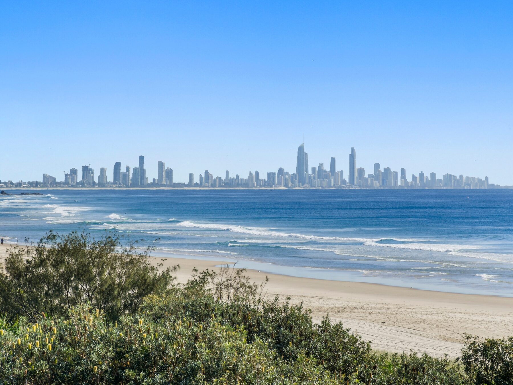 Rental: 2/15 Tweed Street, Coolangatta, QLD, 4225 photo-8