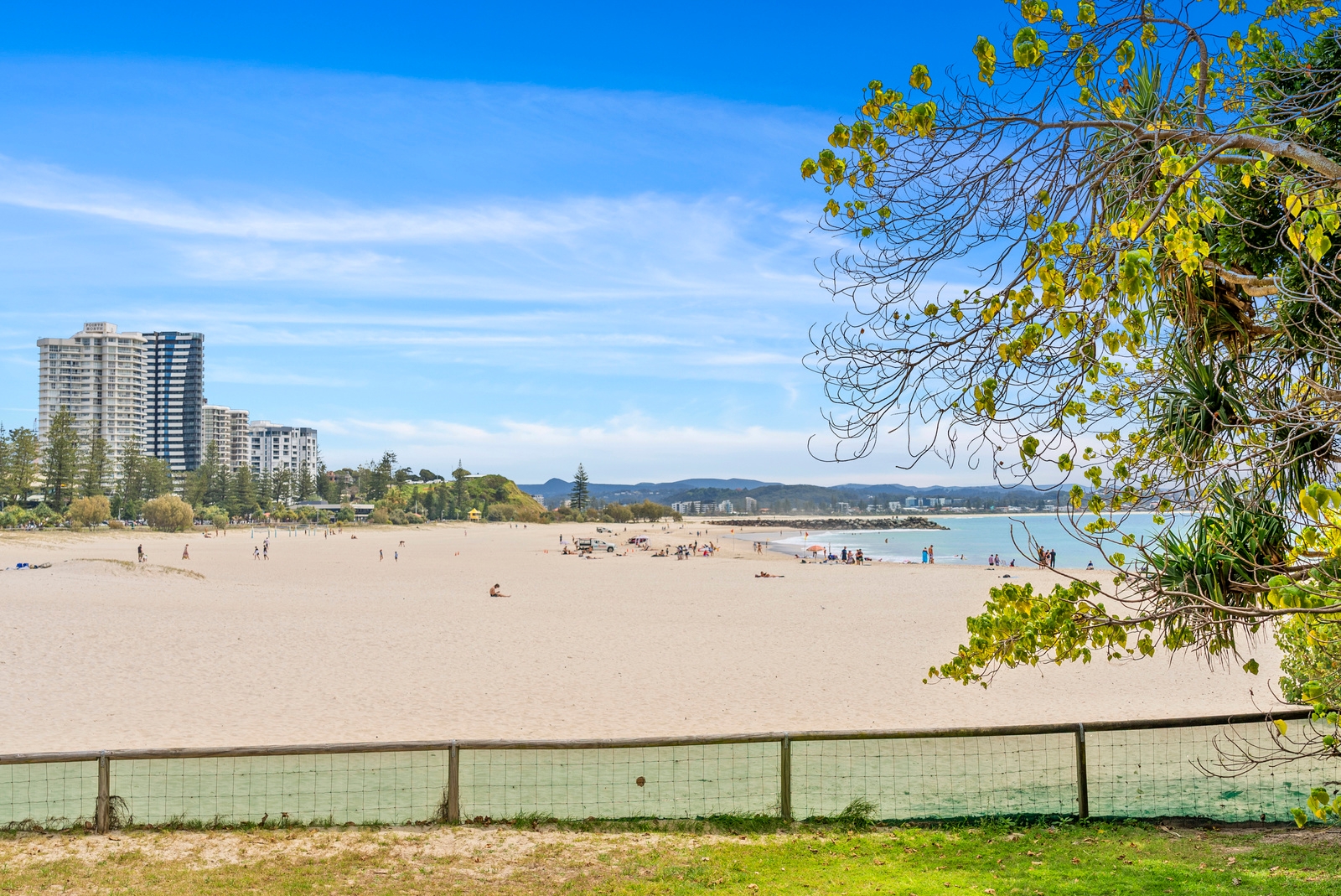 Rental: 2/15 Tweed Street, Coolangatta, QLD, 4225 photo-9
