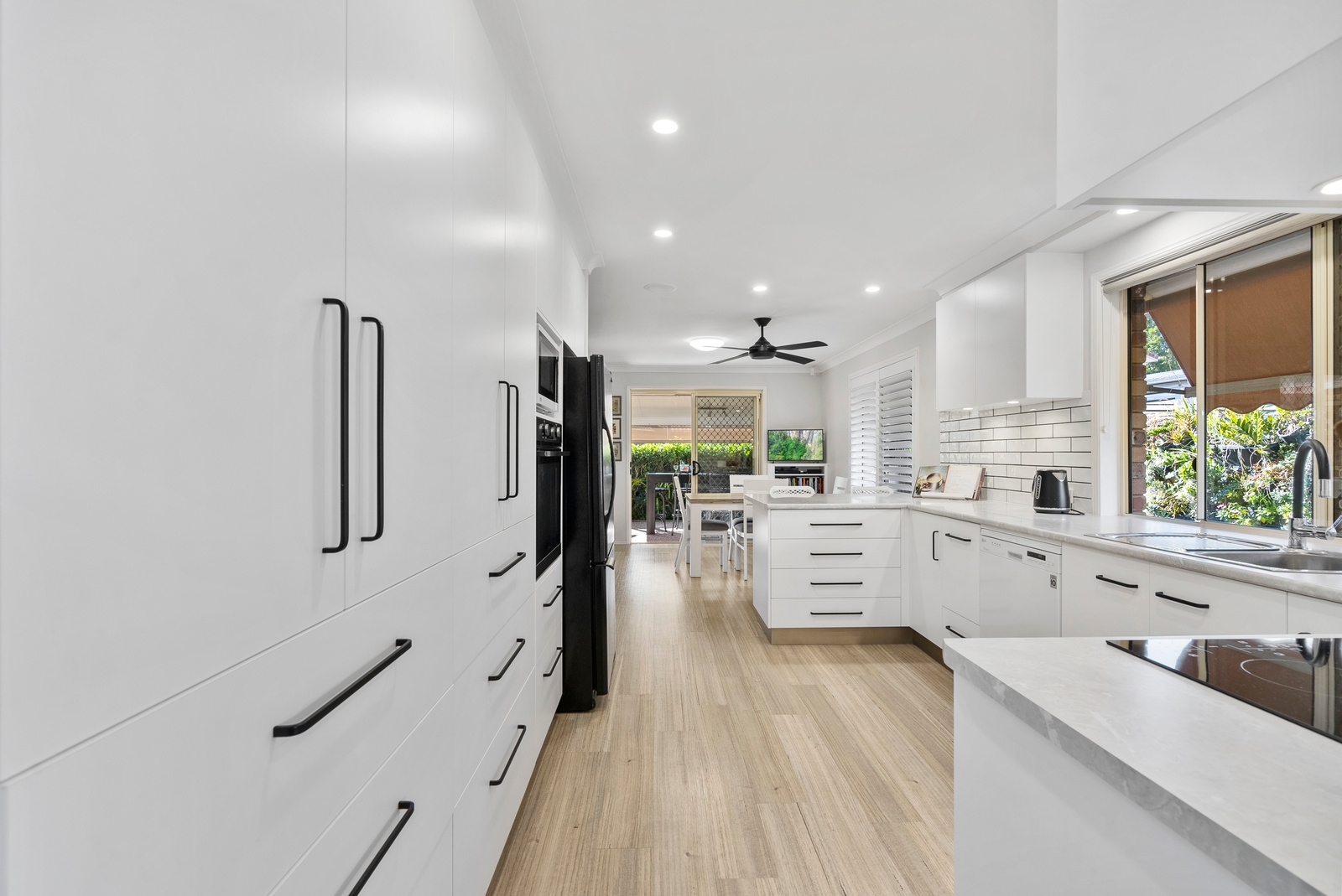 Rental: 37 Ottelia Drive, Elanora, QLD, 4221 photo-15