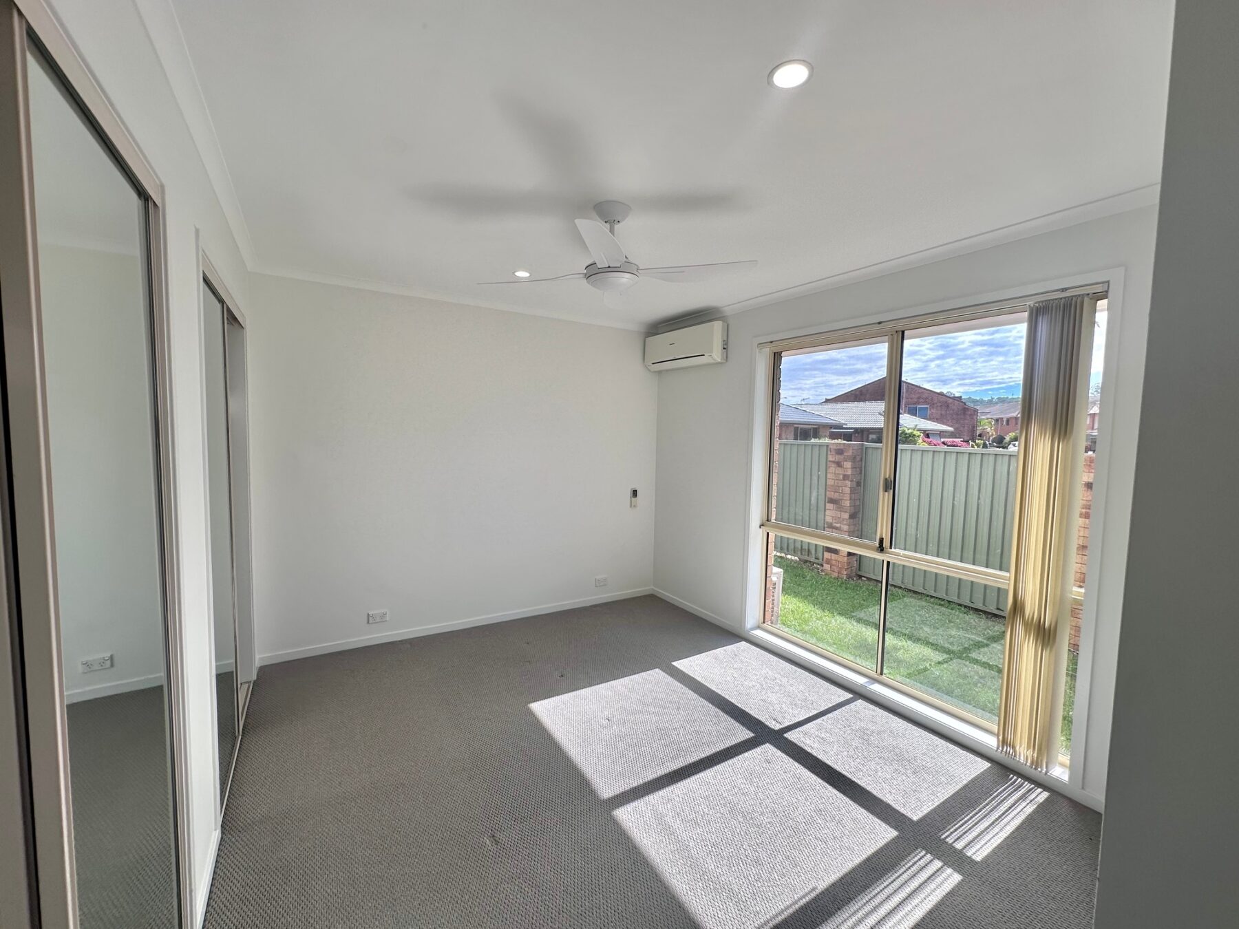 Rental: 49 Waterdown Drive, Elanora, QLD, 4221 photo-24