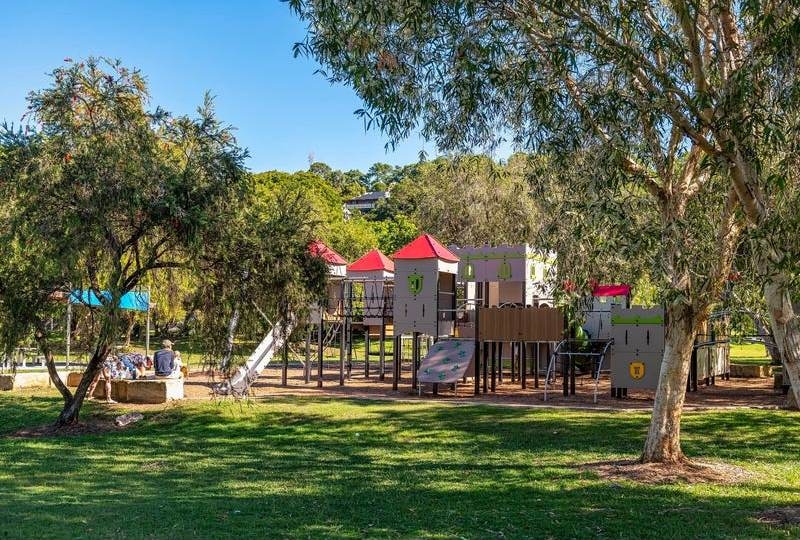 Rental: 49 Waterdown Drive, Elanora, QLD, 4221 photo-8