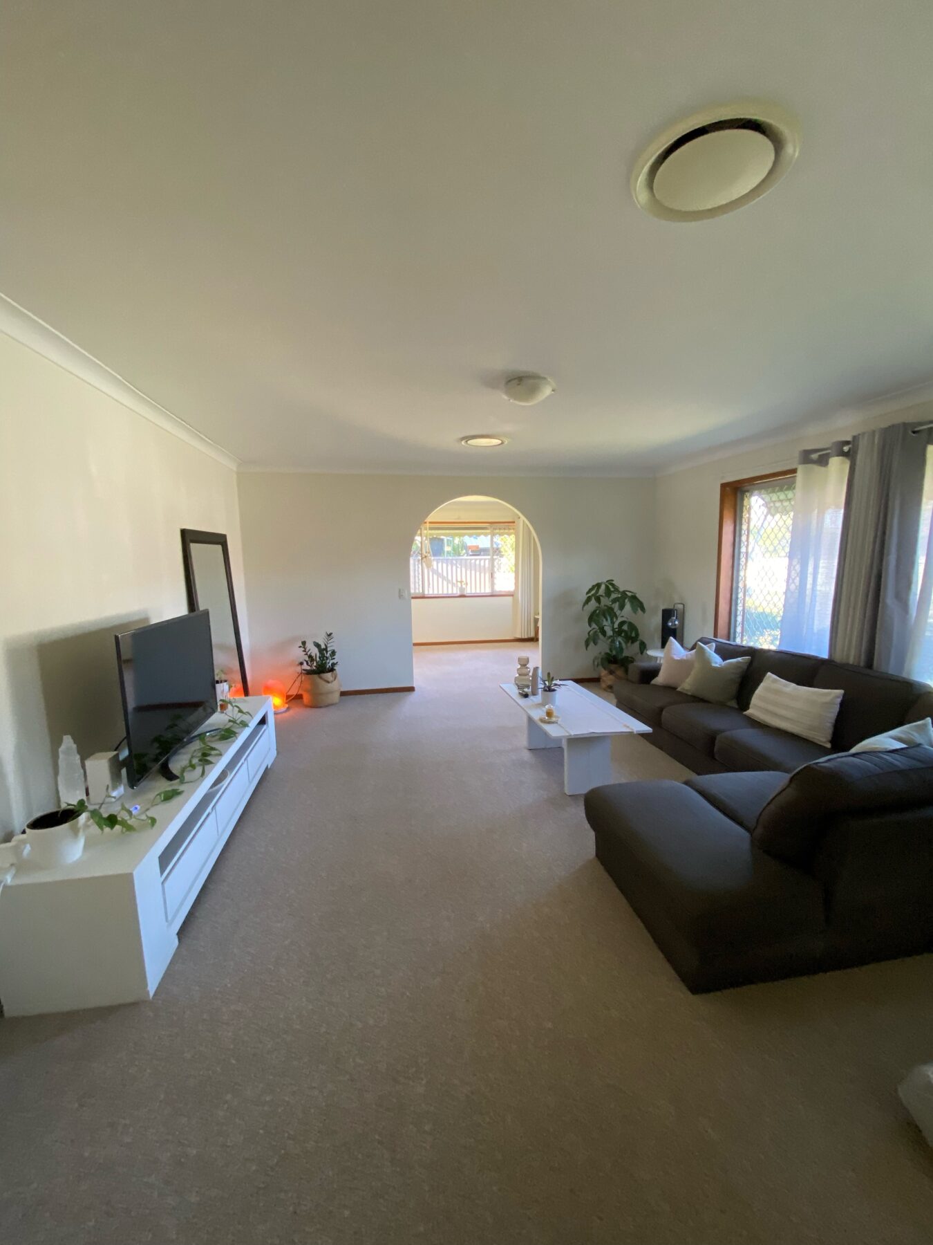 Rental: 2 Compass Court, Mermaid Waters, QLD, 4218 photo-10